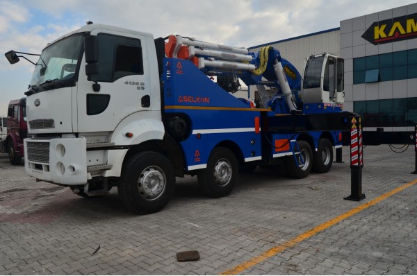 50 tonluk satılık vinç