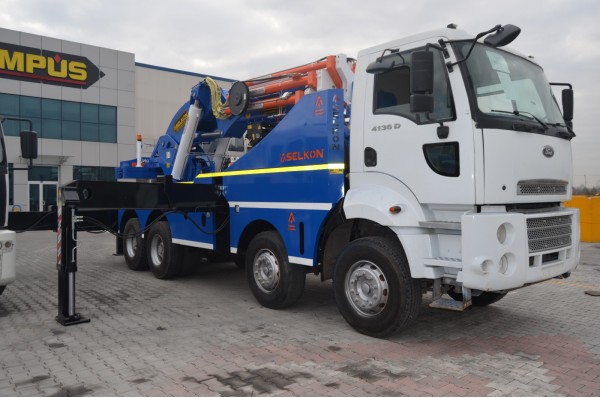 50 tonluk satılık vinç